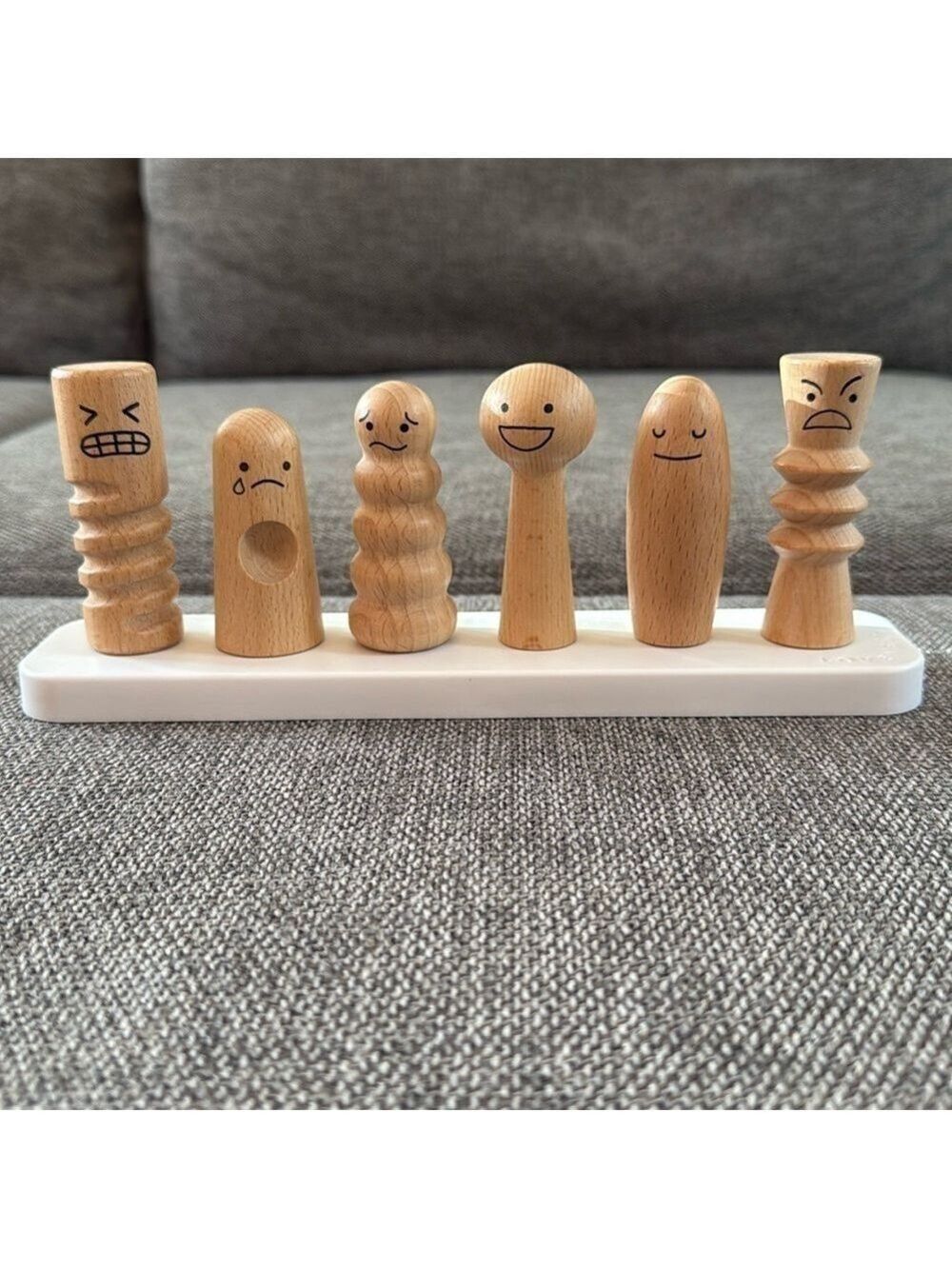LOVEVERY Wooden Emotion People Peg Dolls with Stand